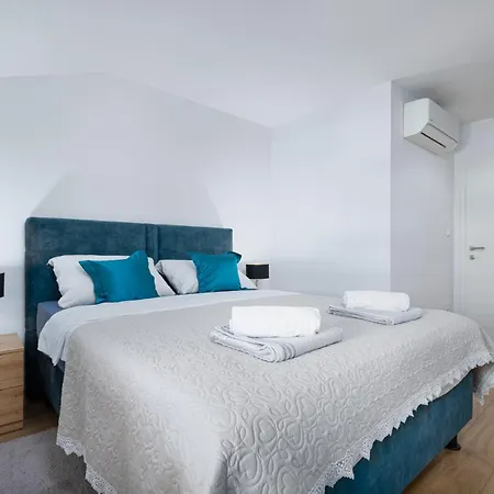 Apartment Premium Vergottini